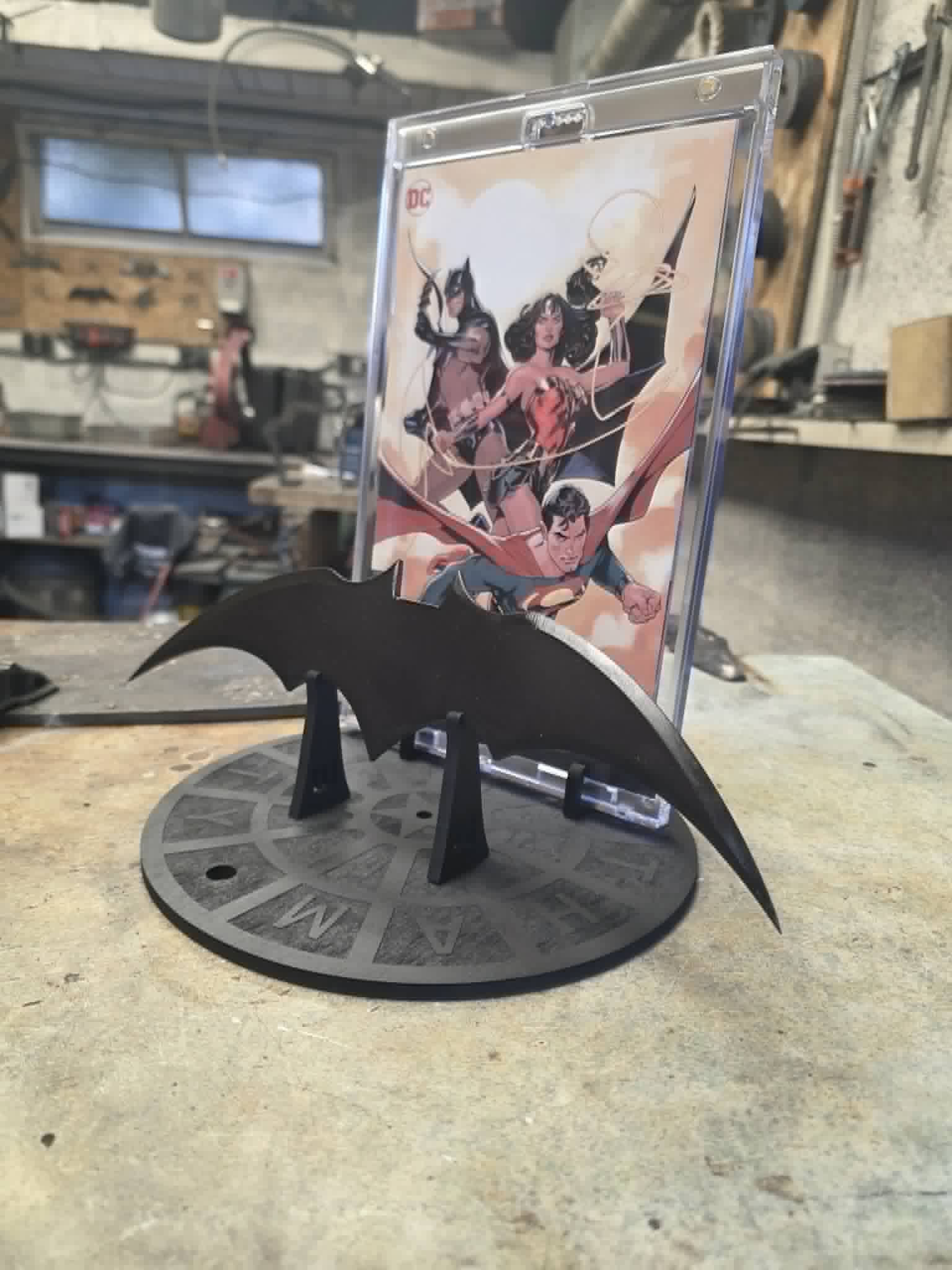 Batarang - Rachel & Terry Dodson - Création unique – Image 5