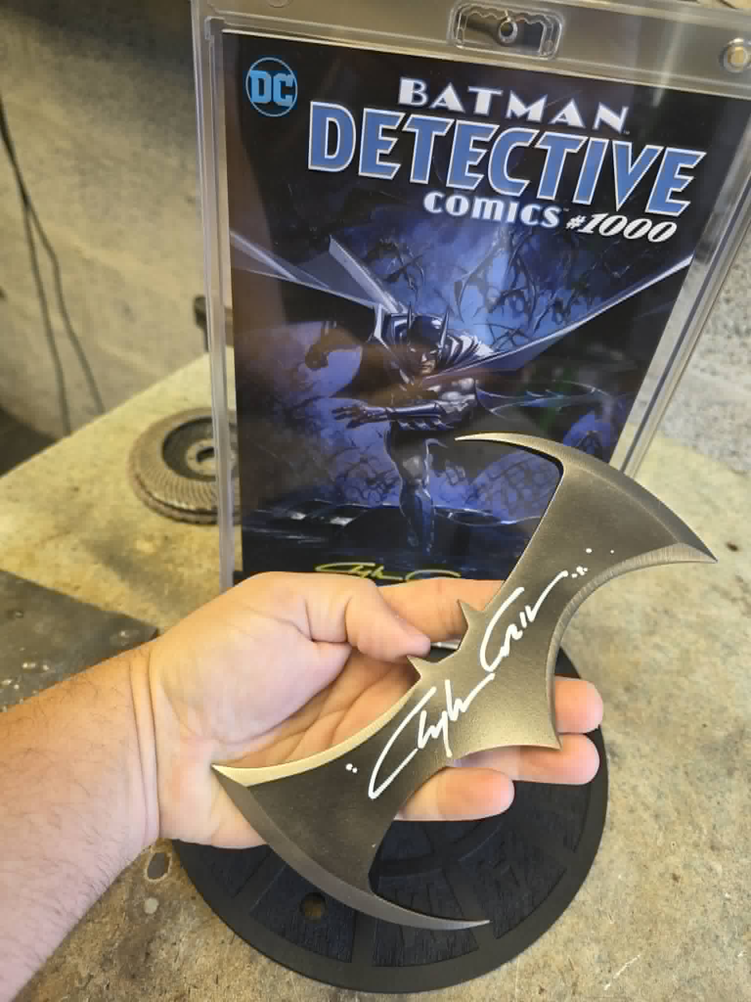 Batarang - Clayton Crain Dédicacé - Création unique
