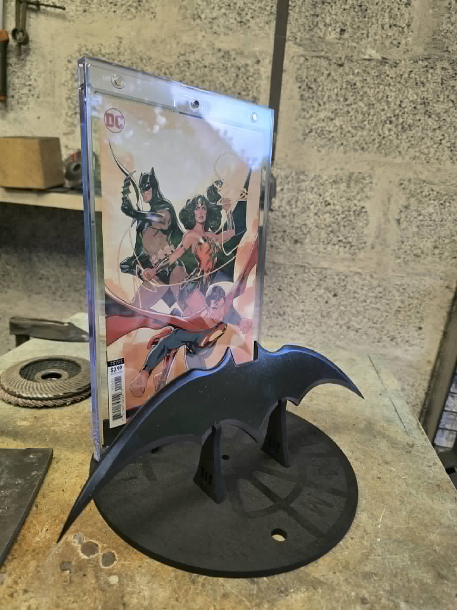 Batarang - Rachel & Terry Dodson - Création unique – Image 2