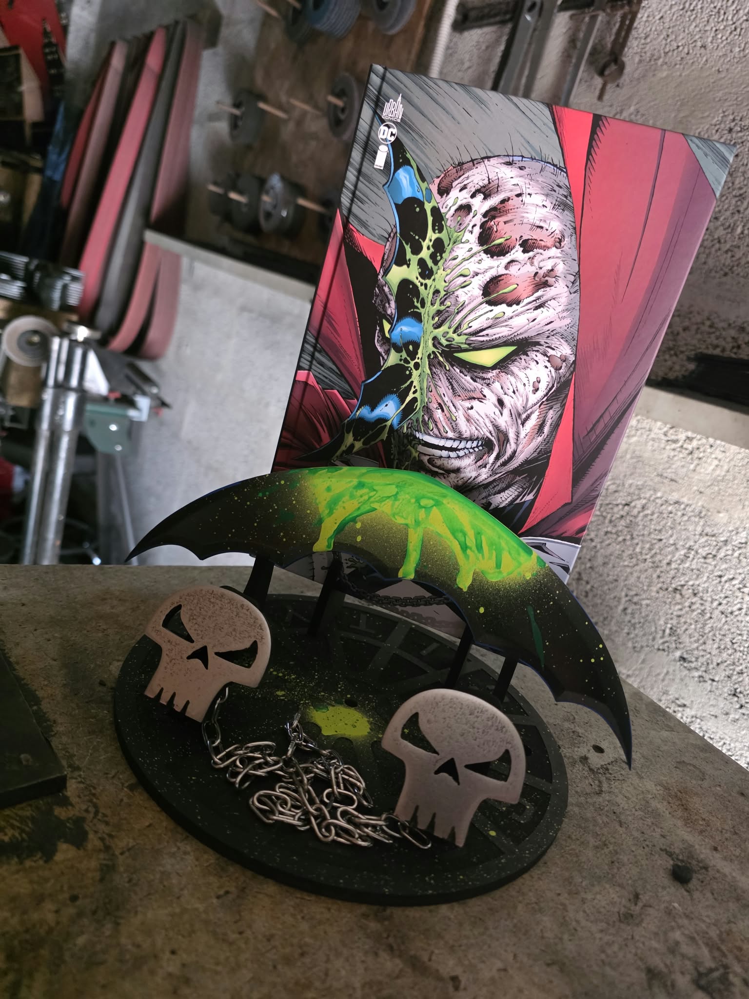 Batman X Spawn by Mc Farlane - Création unique – Image 2